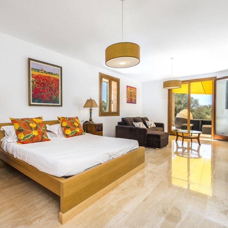 Stunning House with Pool and Expansive Garden – Available for Short or Long-Term Rental - Homes in Mallorca