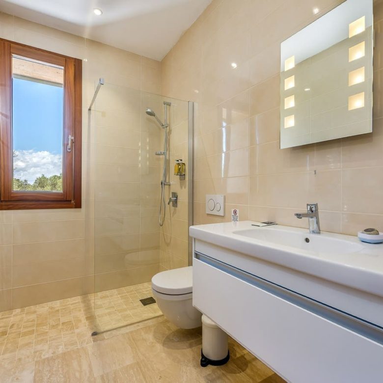 Stunning House with Pool and Expansive Garden – Available for Short or Long-Term Rental - Homes in Mallorca