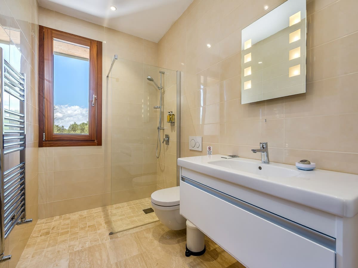 Stunning House with Pool and Expansive Garden – Available for Short or Long-Term Rental - Homes in Mallorca