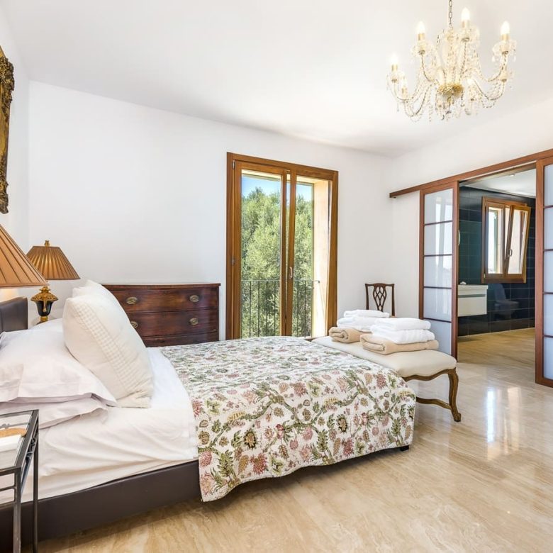 Stunning House with Pool and Expansive Garden – Available for Short or Long-Term Rental - Homes in Mallorca