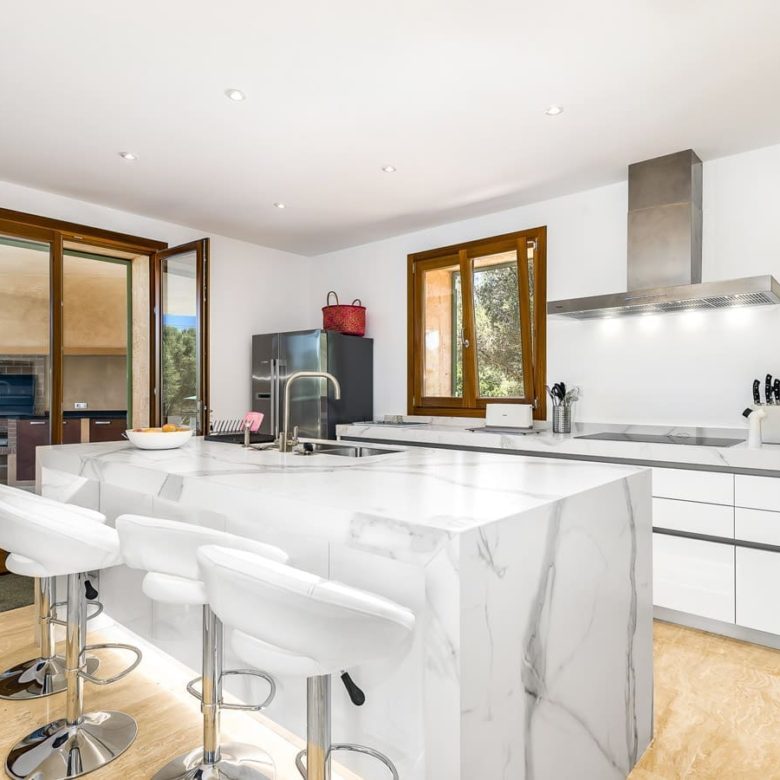 Stunning House with Pool and Expansive Garden – Available for Short or Long-Term Rental - Homes in Mallorca