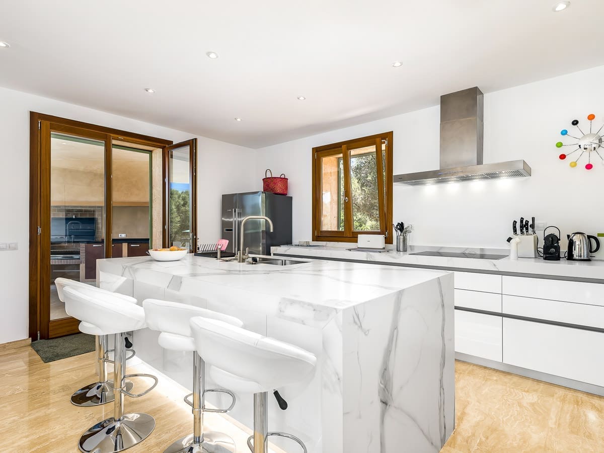 Stunning House with Pool and Expansive Garden – Available for Short or Long-Term Rental - Homes in Mallorca