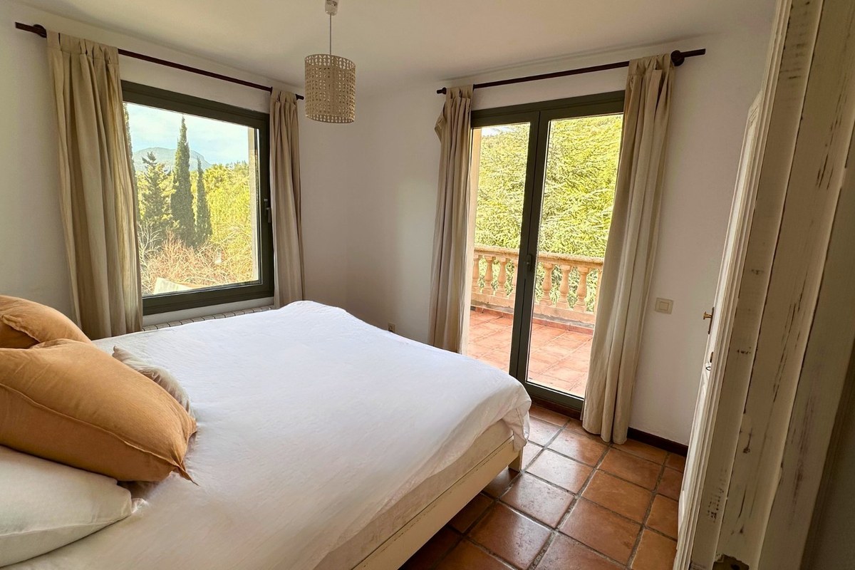 Casa Son Cabaspre — A Tramuntana Retreat in Esporles