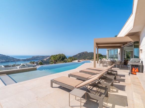 Casa Sunshine – Sea-View Villa in Port d’Andratx with ETV License and Heated Pool