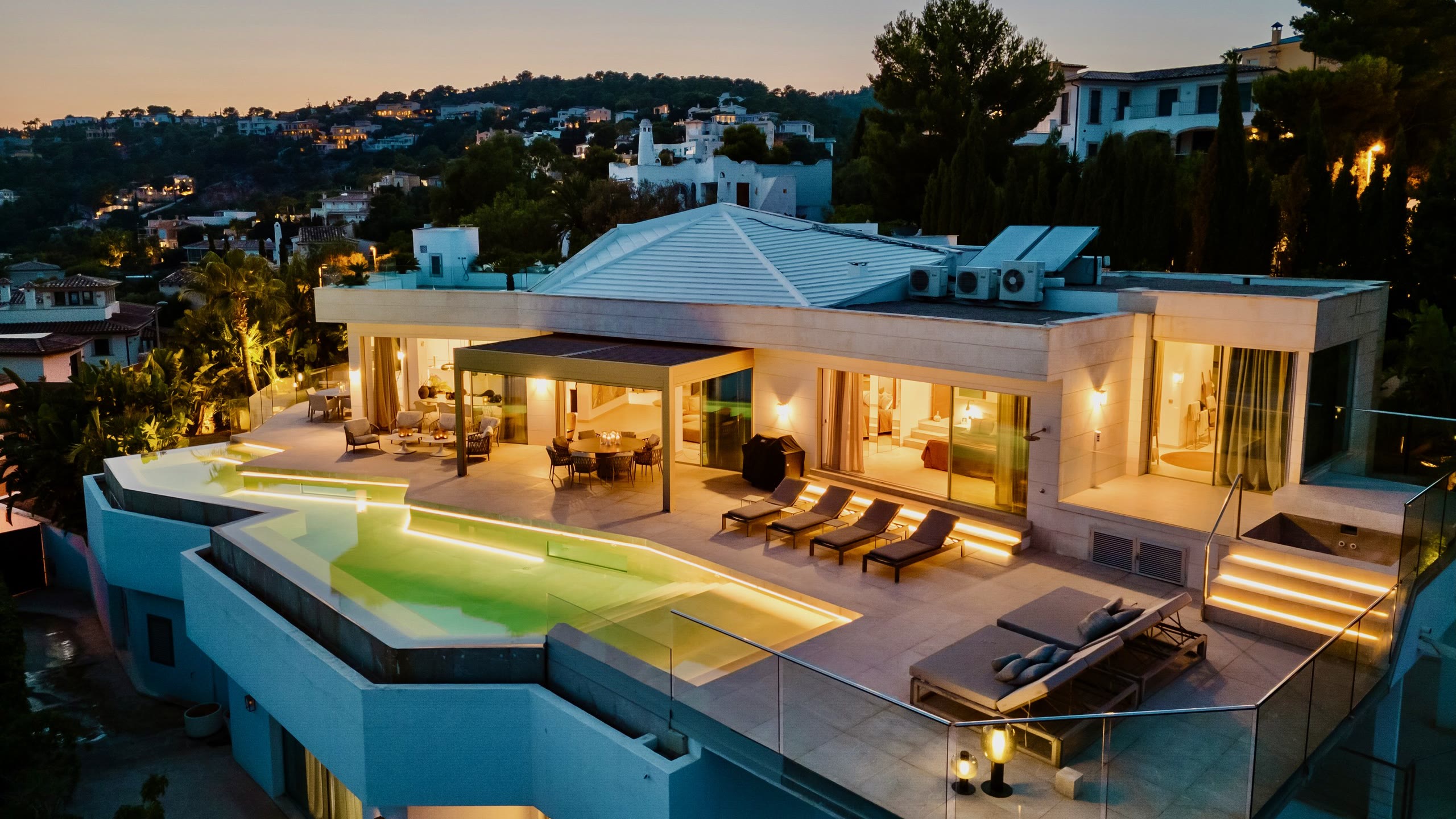 sig evening villa | Global Homebase