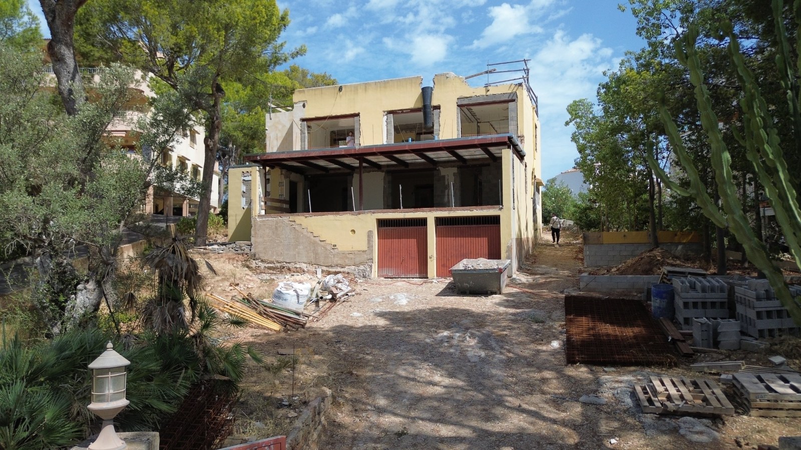 Villa Cabrera today — the 1980 villa stripped to its structure, September 2026