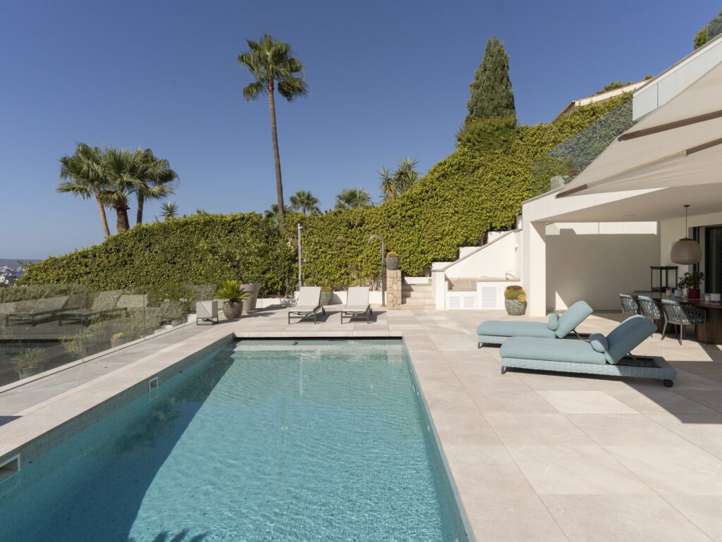 Villa Bendinat — Outside