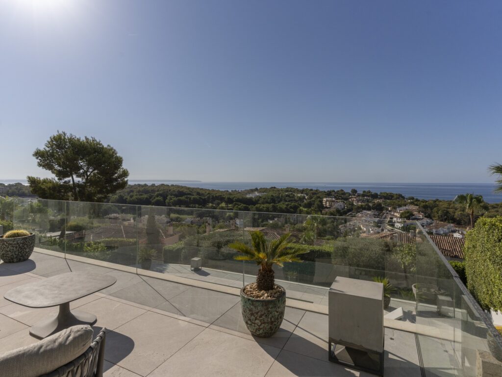 Upper terrace looking out to the sea